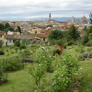 Al Giardino Delle Rose Pensión Florencia